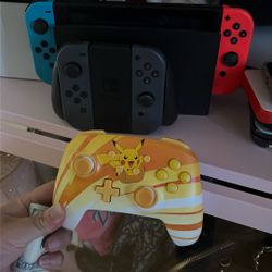 Switch With Controller And Joy Icon 