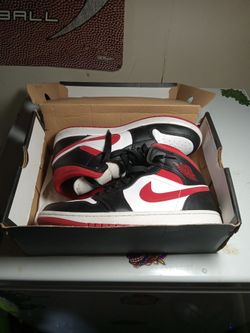 Air Jordan 1 Mid