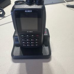 Alinco DJ-MD5 Digital Handheld Radio