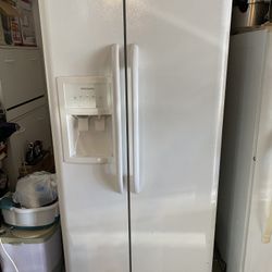Refrigerator/ Freezer