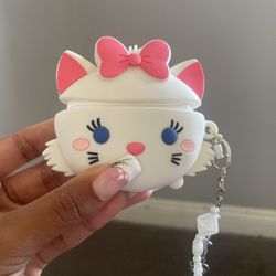 Disney Kitty AirPod Pro Case 