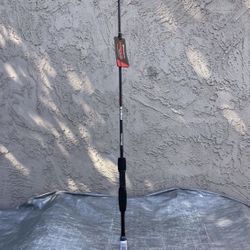 Abu Garcia Max EZ Cast Baitcast Fishing Combo, 6' Medium