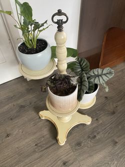 Butler Specialty Cottage White 4 tier plant stand