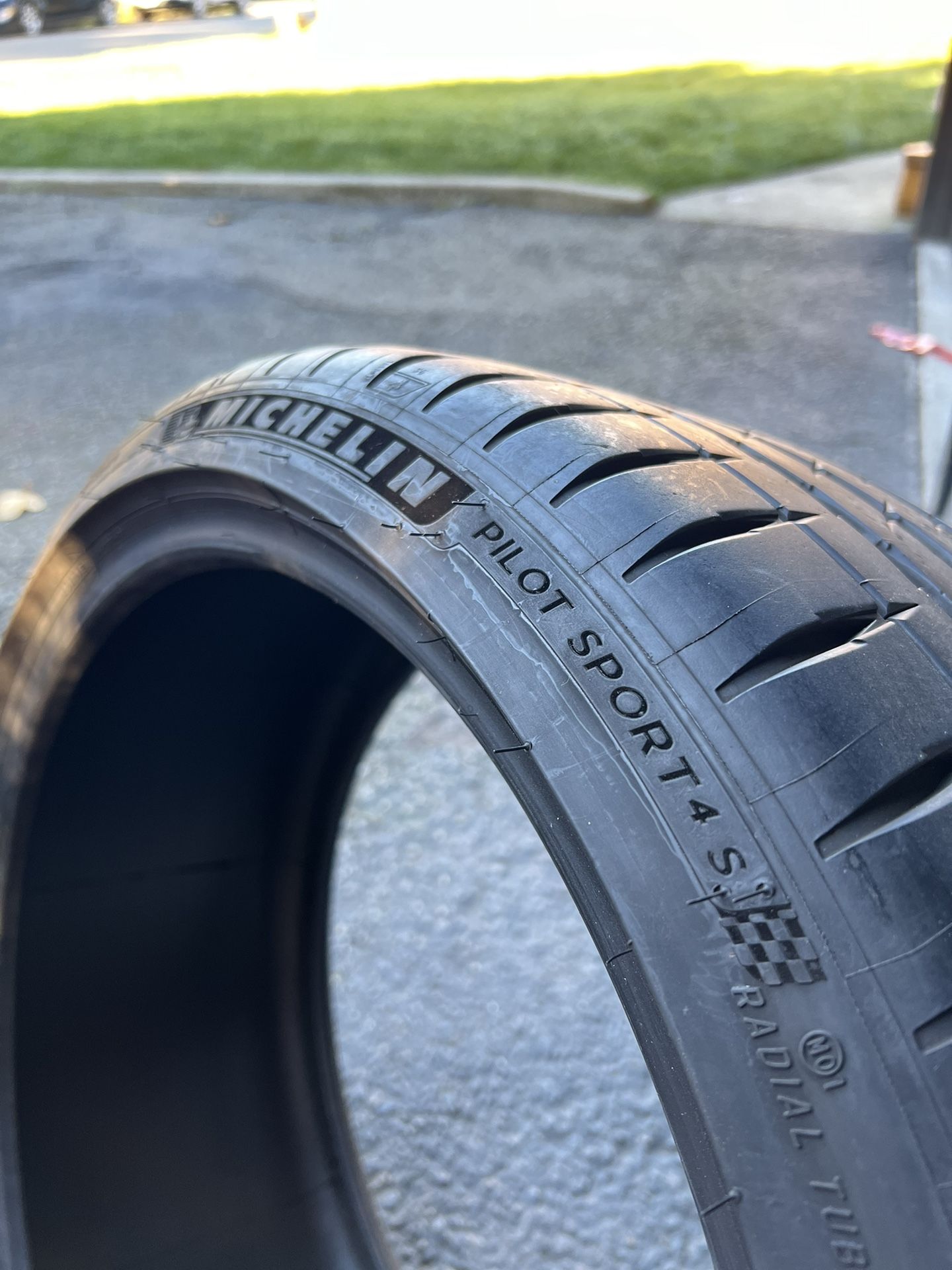 Michelin Pilot Sport 4s 235/35/19 for Sale in Bellevue, WA OfferUp