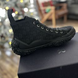 Designer Boots Size 43 & 44