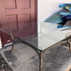 glass coffee/end table