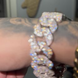 22mm Cuban bracelet with moissanite diamonds 💎