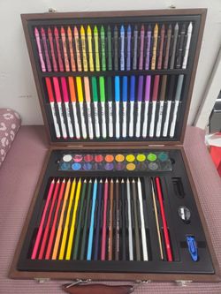 Art 101 Deluxe Art Set in Wooden Case