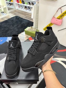 Jordan 4 black cat/8M