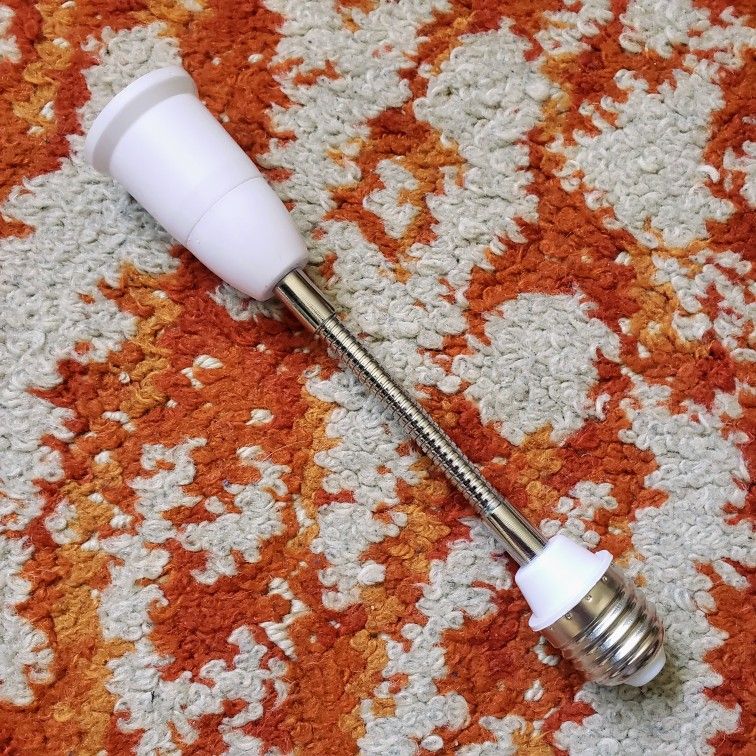 8 Inch Bendable Light Bulb Socket Extention  [Z2-b6]