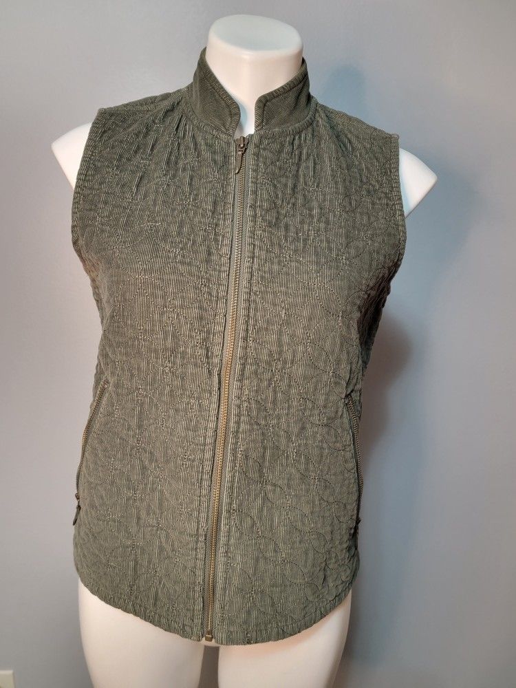 Eddie Bauer zipper vest small