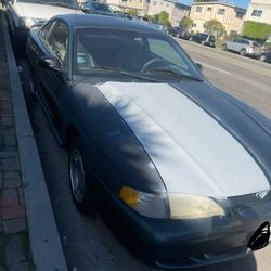 1998 Ford Mustang
