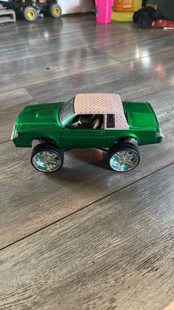 JADA TOYS DONK BOX & BUBBLE 1987 BUICK REGAL 1:24 SCALE DIECAST GREEN