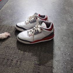 Nike Air Jordan 3 Retro Fire Red Sz 5