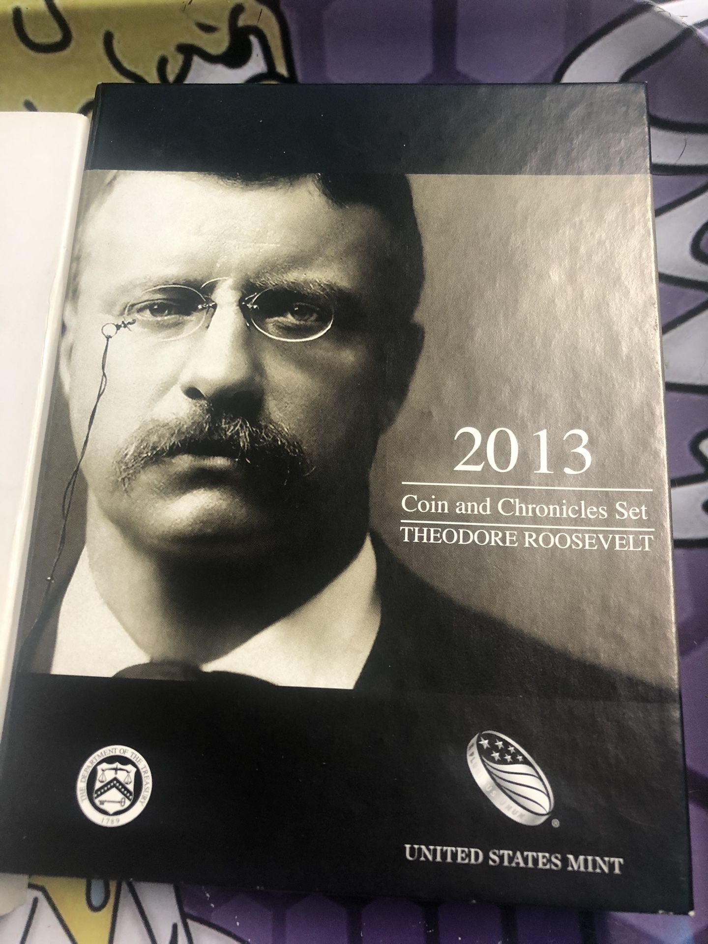 2013 US Mint Theodore Roosevelt Coin & Chronicles Set Silver Medal