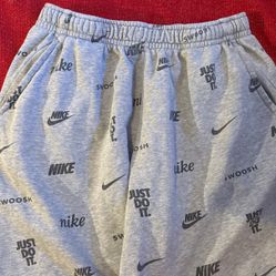 Nikes Shorts 