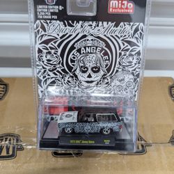 M2 Machines 1:64 1973 Chevrolet GMC Jimmy Sierra “Dias De Los Muertos” 2022