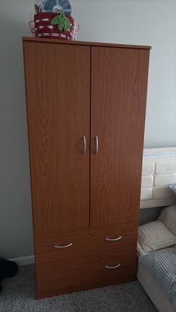 wardrobe
