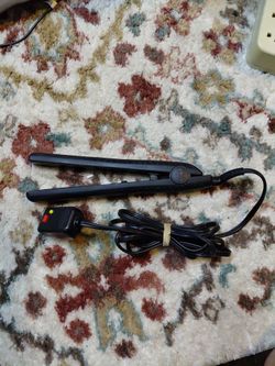 Cricket Black Flat Iron Hair Straightener