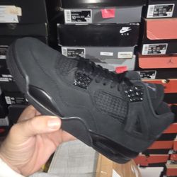 Jordan 4 Black Cat