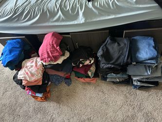 XL Dresses Shirts And Sweaters
