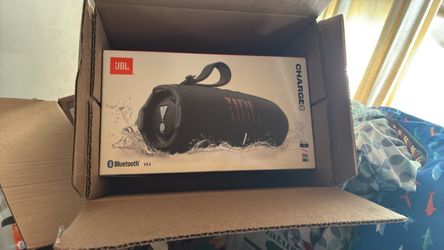 JBL Charge 6