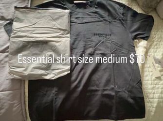 Essential shirt size medium