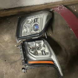 2017 GMC Yukon headlights driver side fender