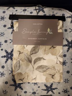 Brand New Shower Curtain 72 in X 72 in 