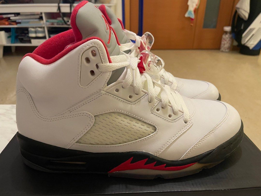 Jordan 5 Fire Red