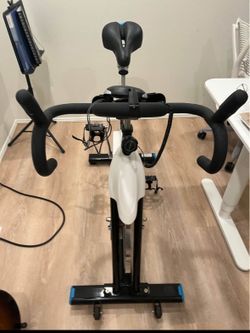 L-NOW D600 Indoor Cycling Bike