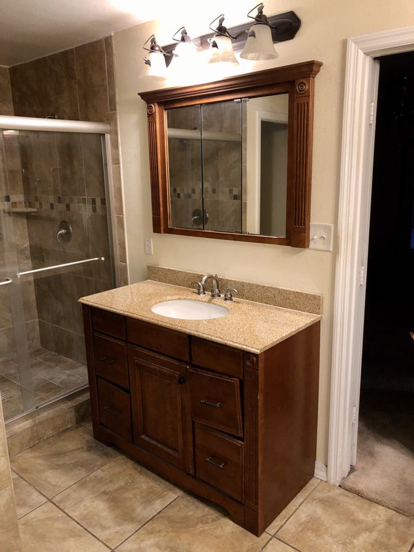Bathroom Vanity for Sale in Orlando, FL - OfferUp