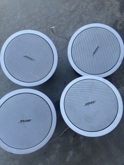 Bose speakers Model 32
