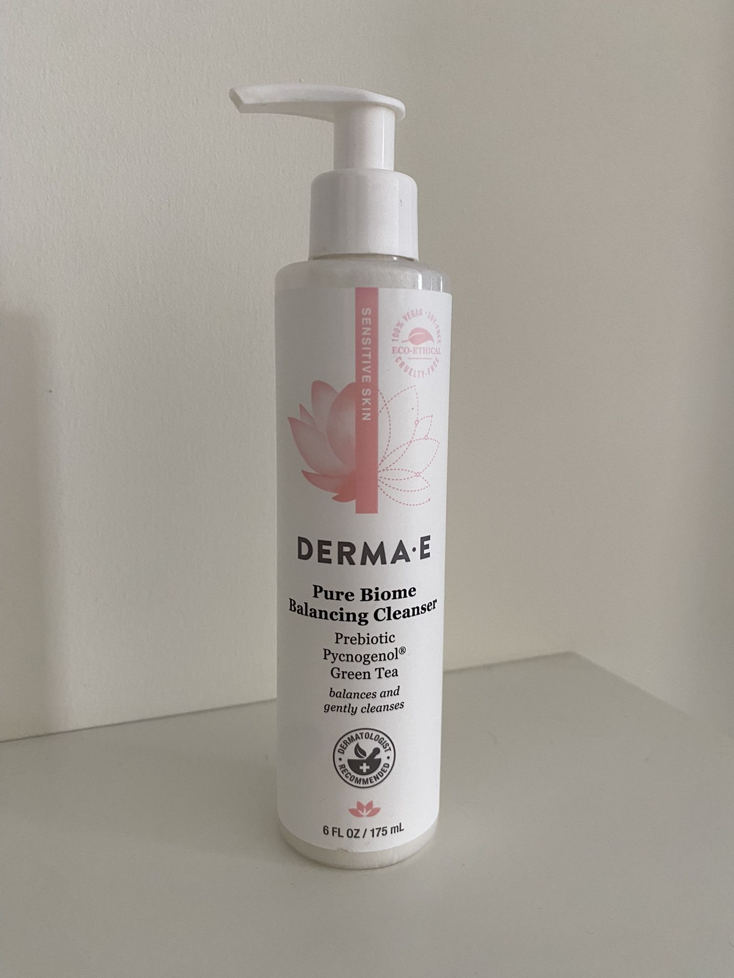DERMA-E Cleanser
