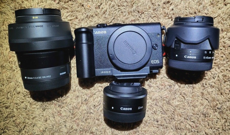 Canon M200 With Lens