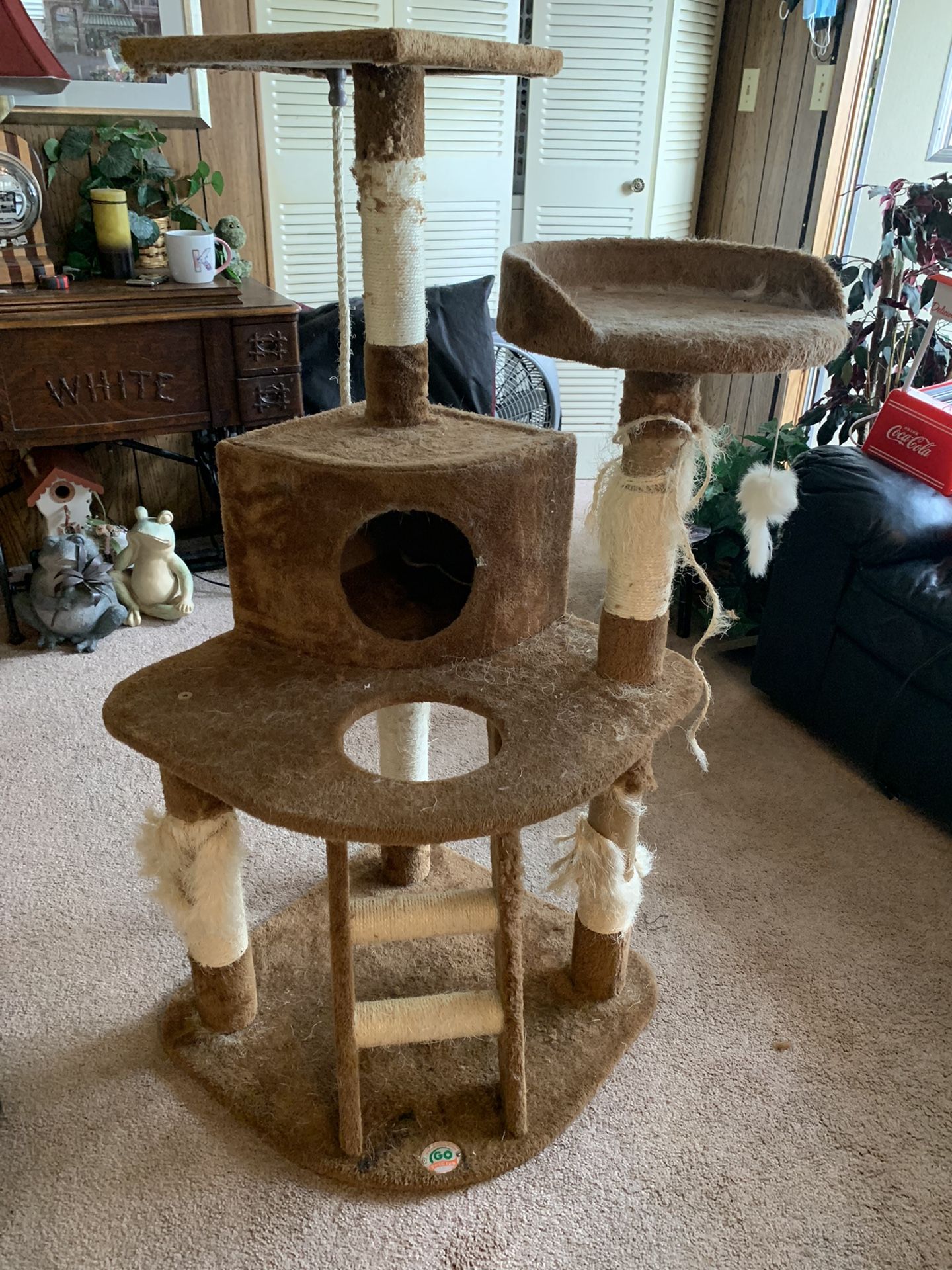 4-5 Ft Cat Post