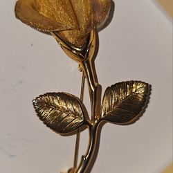 Vintage Gold Tone Brooch AK Signed Anne Klein