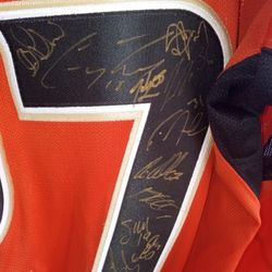 NHL DUCKS HOCKEY SIZE LARGE AUTOGRAPH TROUT JERSEY !