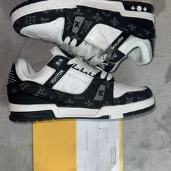 Lv Trainers