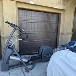 Precor EFX Elliptical