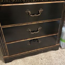 3 Drawer And 6 Drawer Dresser 