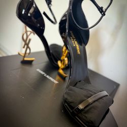 Saint Laurent High Heels 