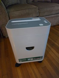 Paper shredder