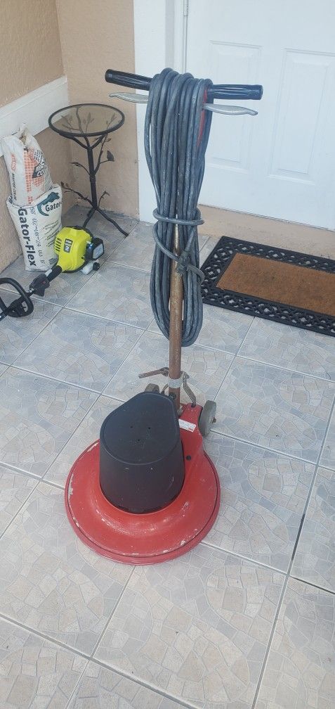 Floor Scrubing Machine
