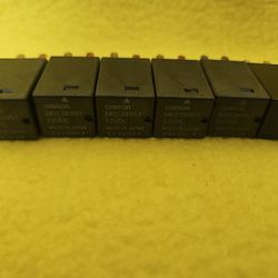 OEM Mitsubishi Relays MR(contact info removed)A008