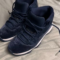 Jordan 11 Navy Blue