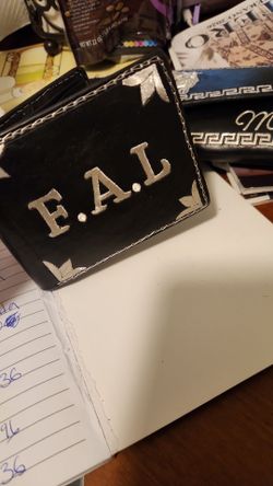 CARTERA DE HILO DE PLATA EN DORADO