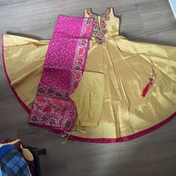 Indian Traditional Dress 