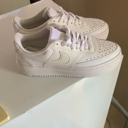 Nike Court Vision 