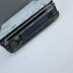 SONY CDX-GT120 CAR STEREO   SONY CDX-GT120 OEM XPLOD 52WX X 4 NOT TESTED 